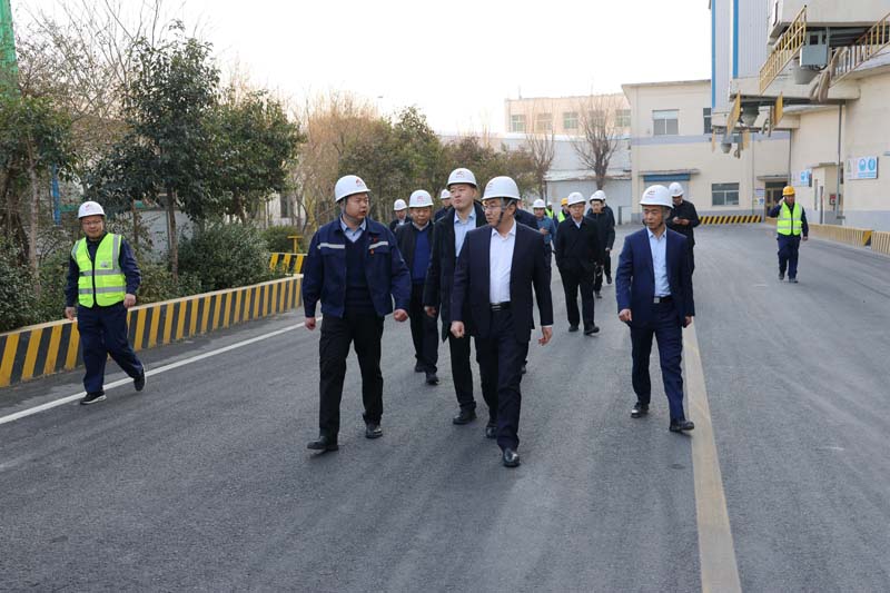 淄博市副市長、淄川區(qū)委書記田兵兵蒞臨雙鳳公司調(diào)研